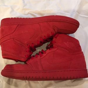 JORDAN 1 RED SUEDE